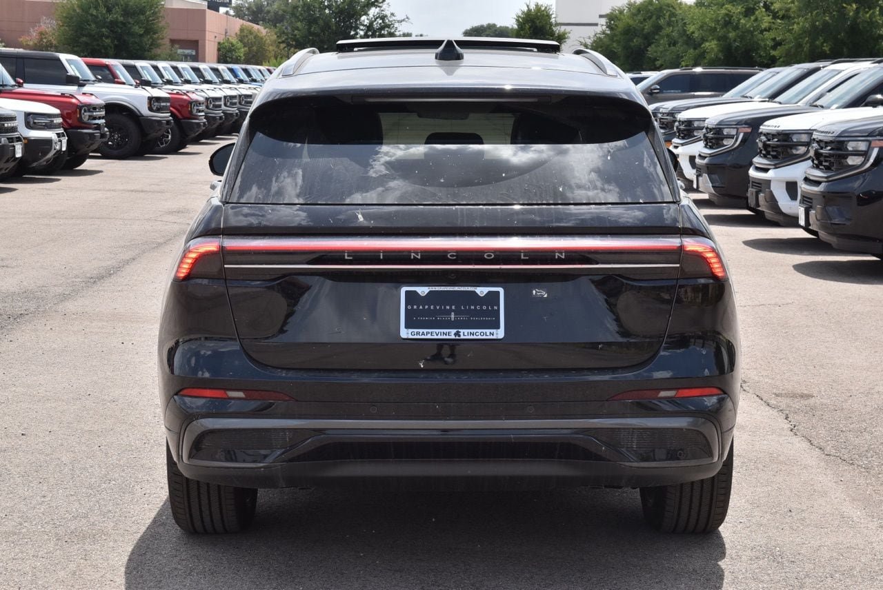 New 2026 Lincoln Nautilus Reserve AWD/4WD image 8