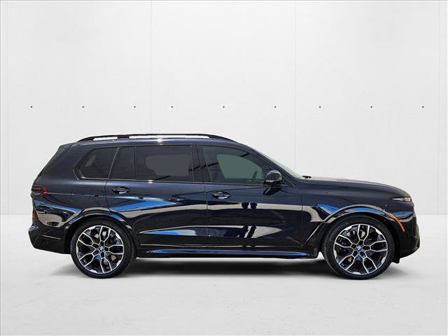 New 2026 BMW X7 M60i image 4