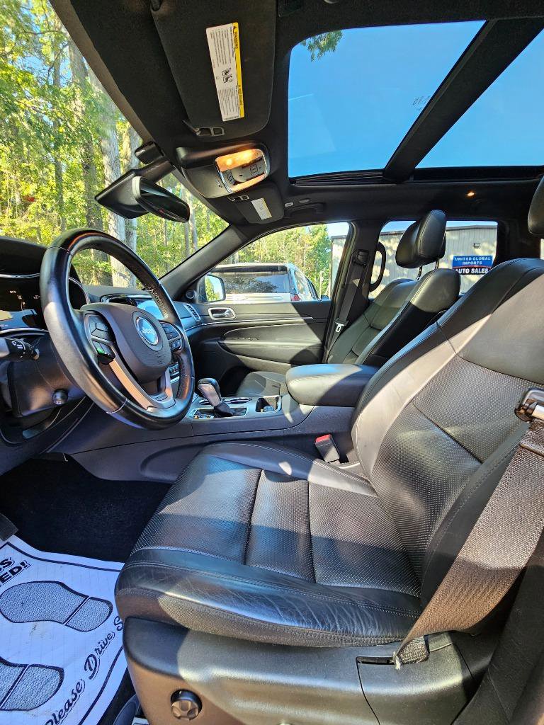 Used 2021 Jeep Grand Cherokee Limited w/ Luxury Group II image 39