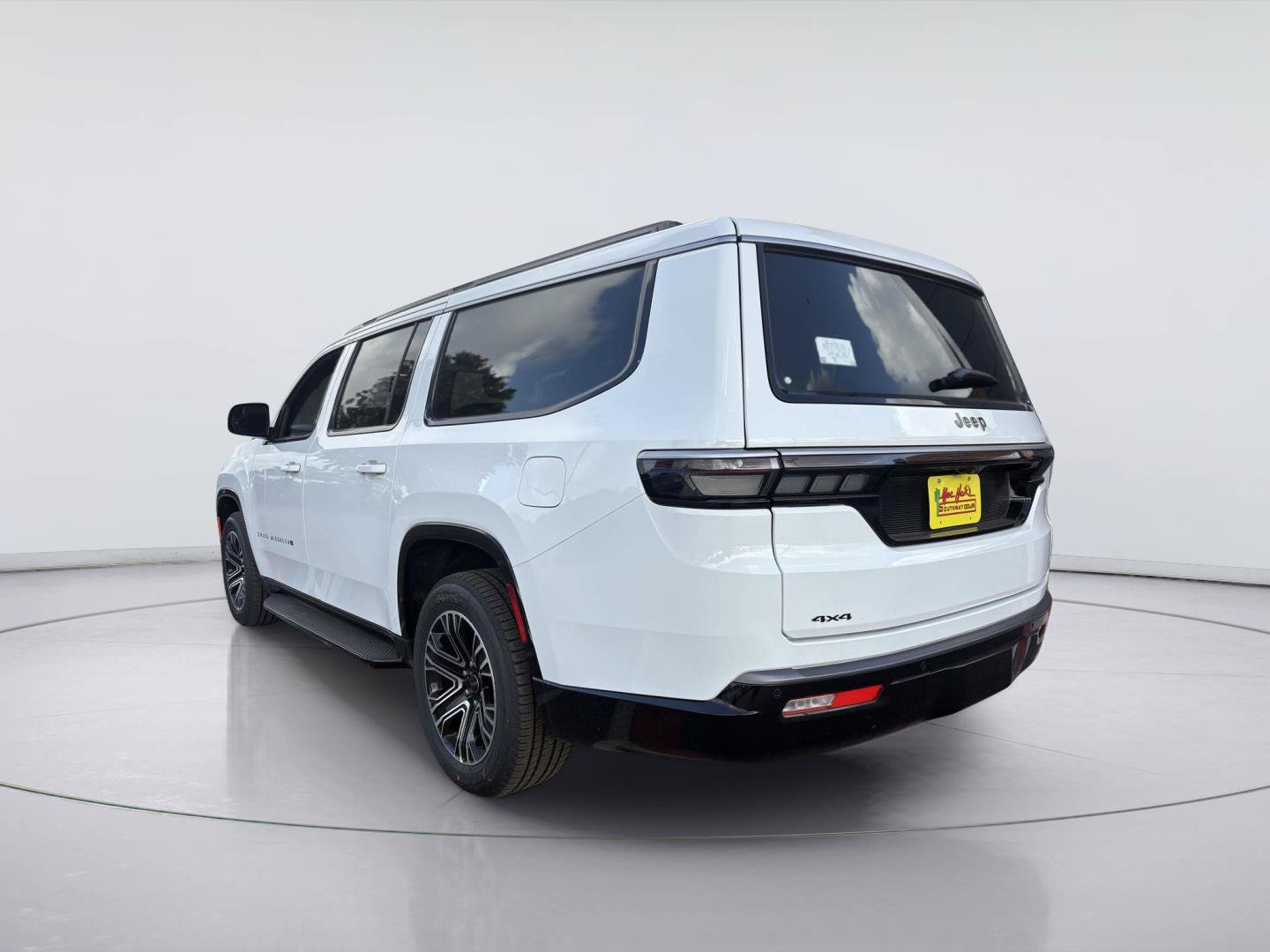 New 2026 Jeep Grand Wagoneer L 4WD image 3