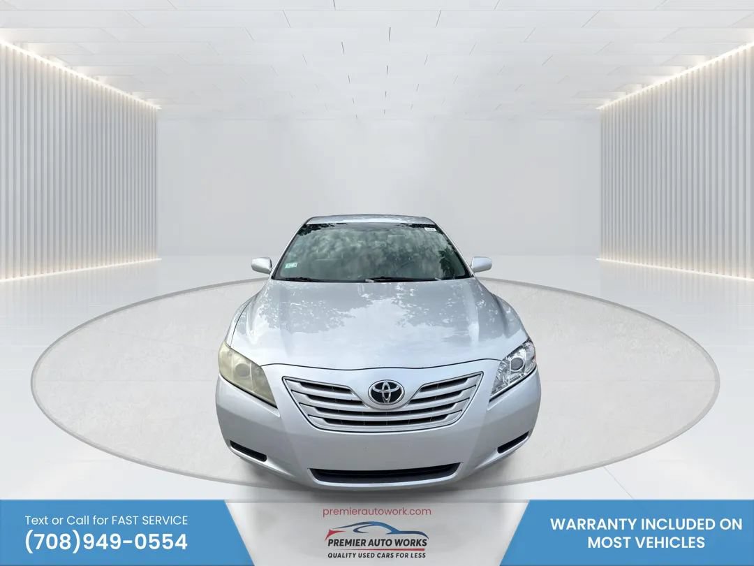 Used 2009 Toyota Camry XLE FWD image 2