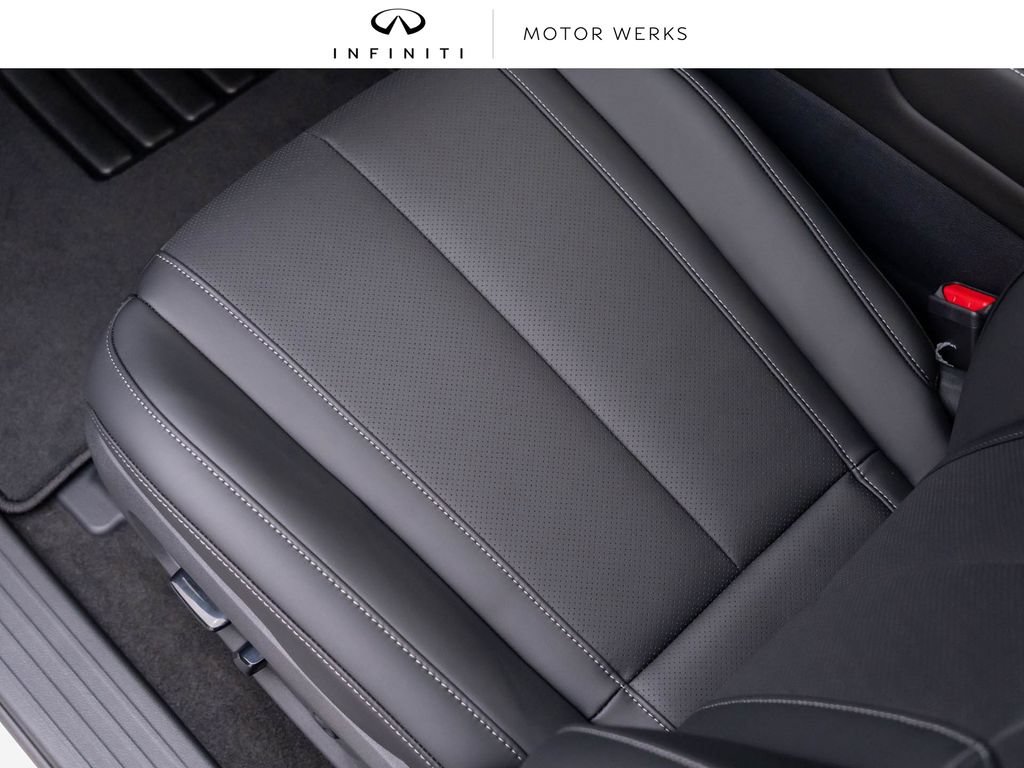 New 2027 INFINITI QX60 Luxe w/ Cargo Package AWD/4WD image 13