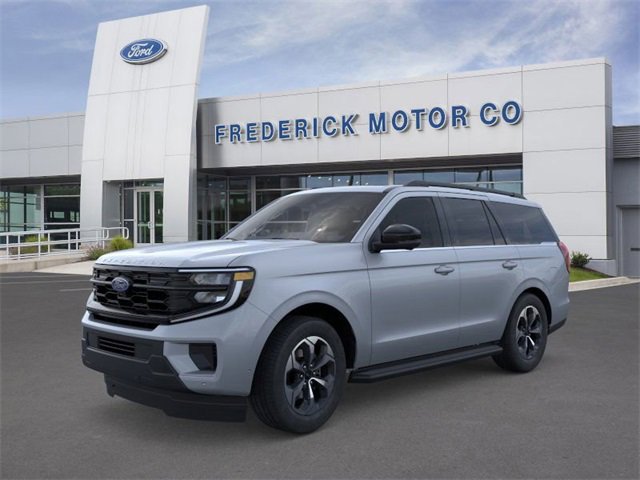 New 2026 Ford Expedition Active image 1