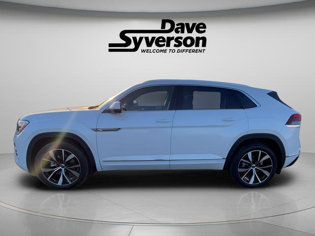 New 2026 Volkswagen Atlas Cross Sport SEL Premium R-Line AWD/4WD image 2