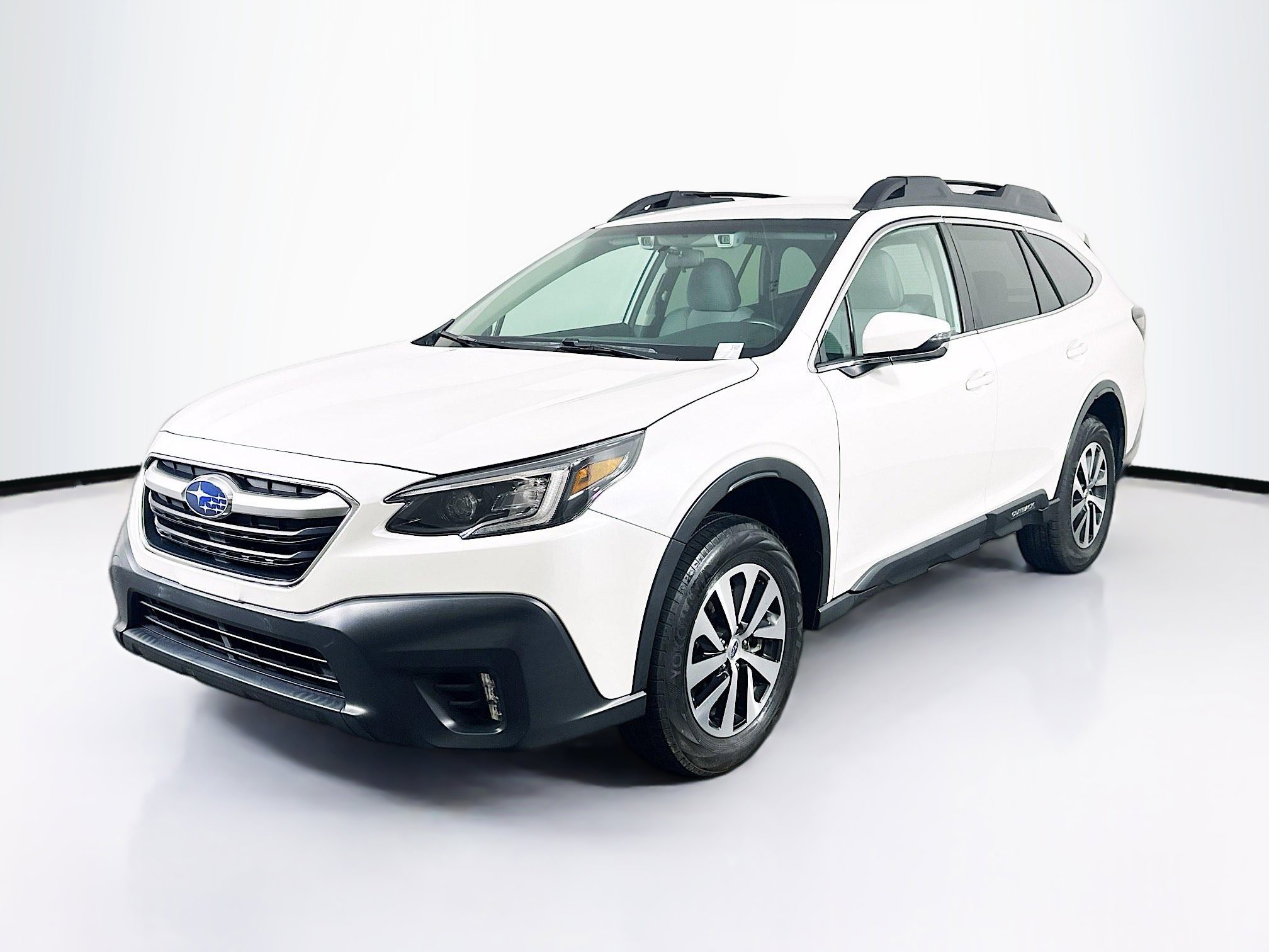 Used 2022 Subaru Outback Premium image 3