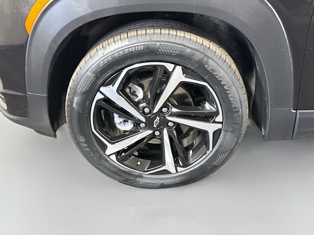 Used 2022 Chevrolet TrailBlazer RS FWD image 37