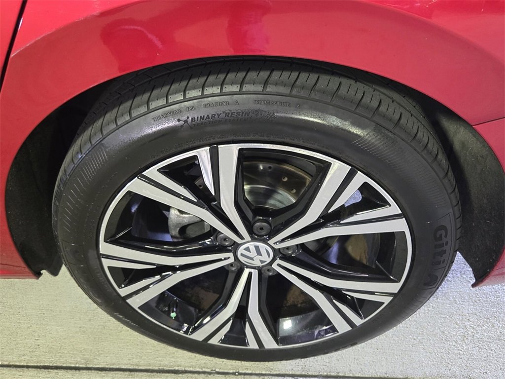 Used 2022 Volkswagen Passat 2.0T SE image 10