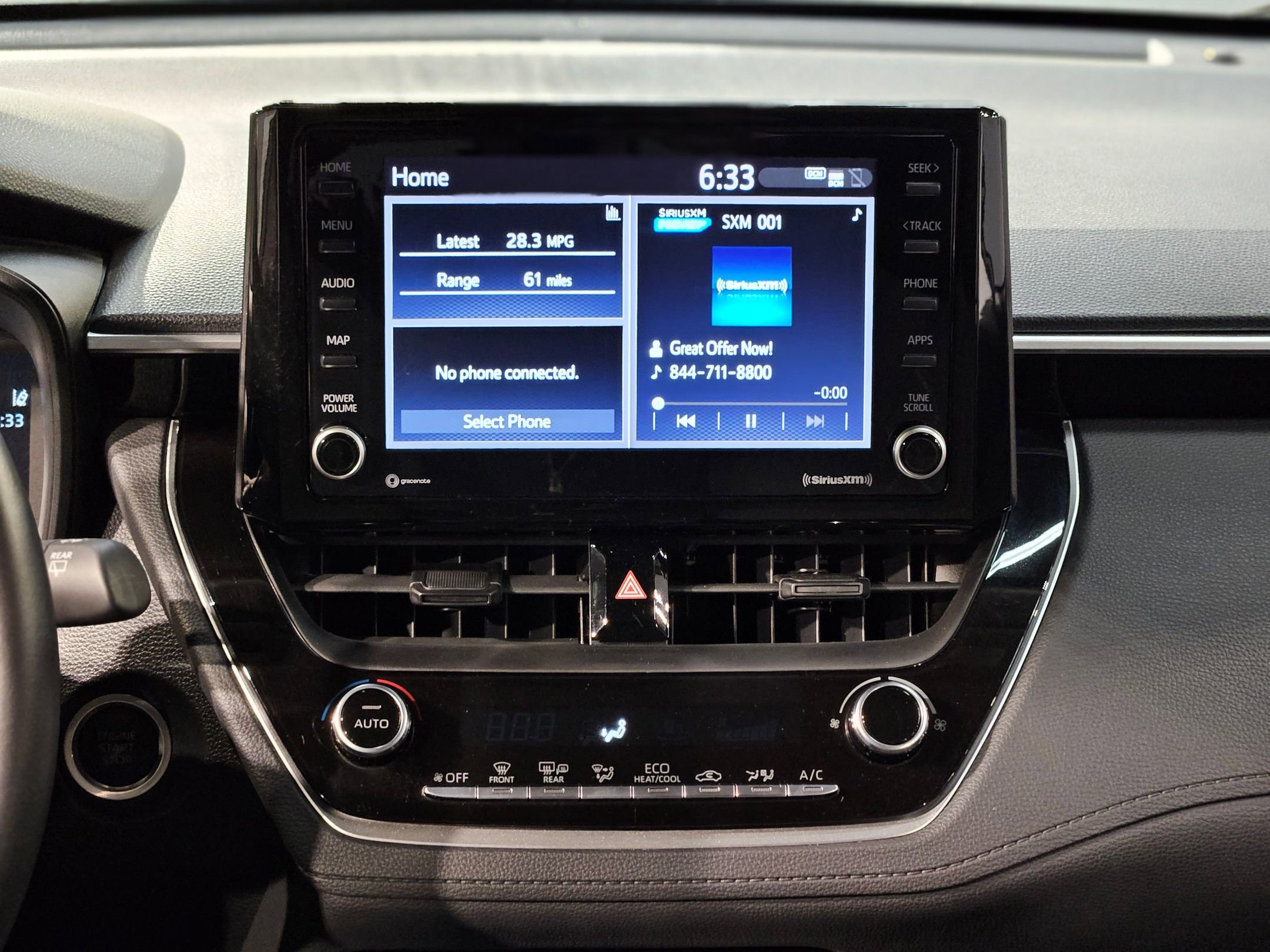 Used 2022 Toyota Corolla Cross LE image 16