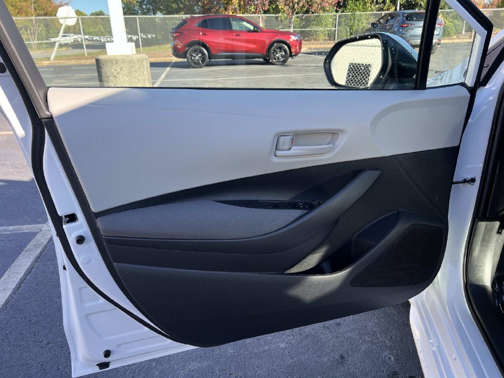 New 2027 Toyota Corolla LE FWD image 21