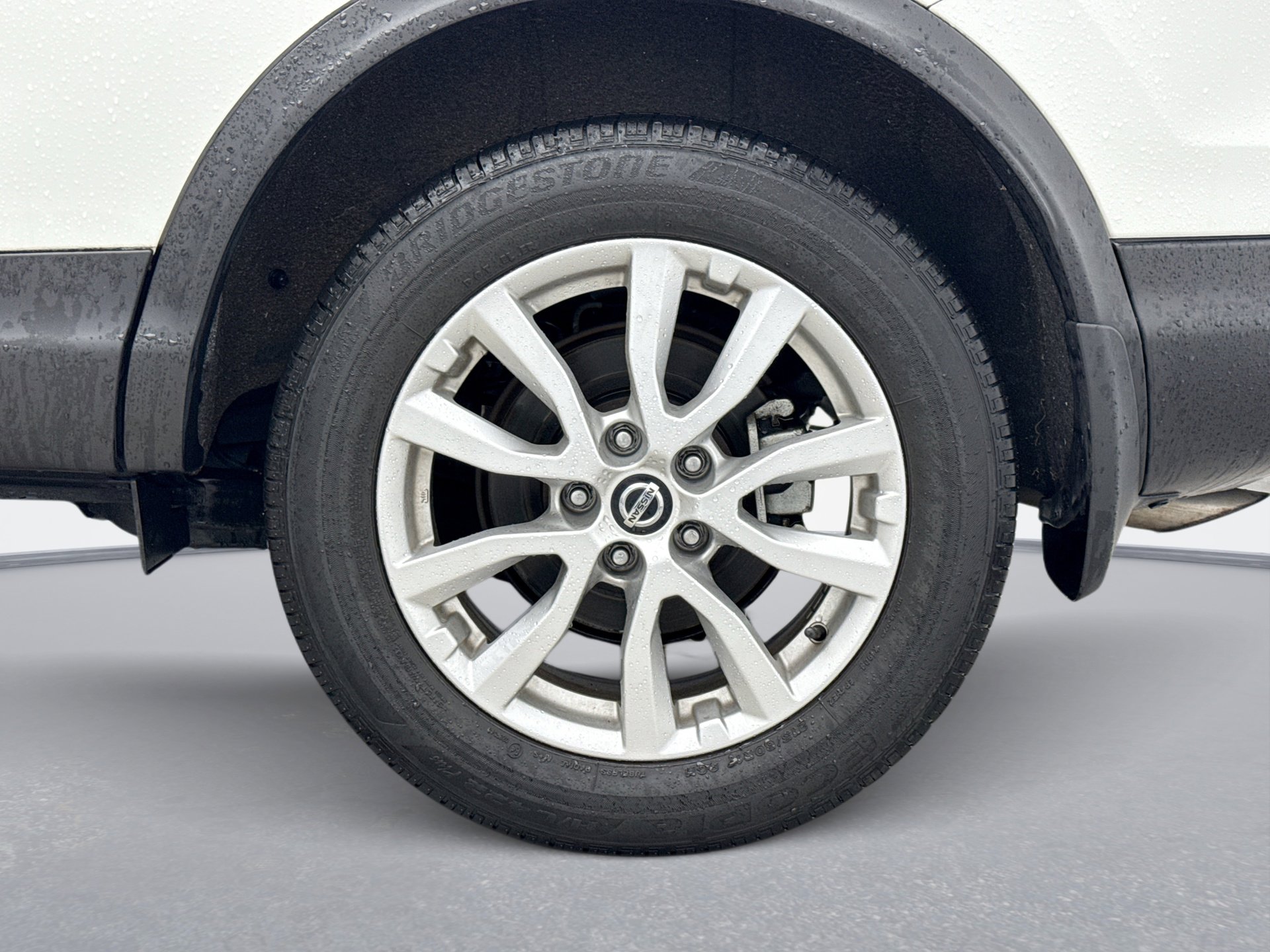 Used 2022 Nissan Rogue Sport S image 12