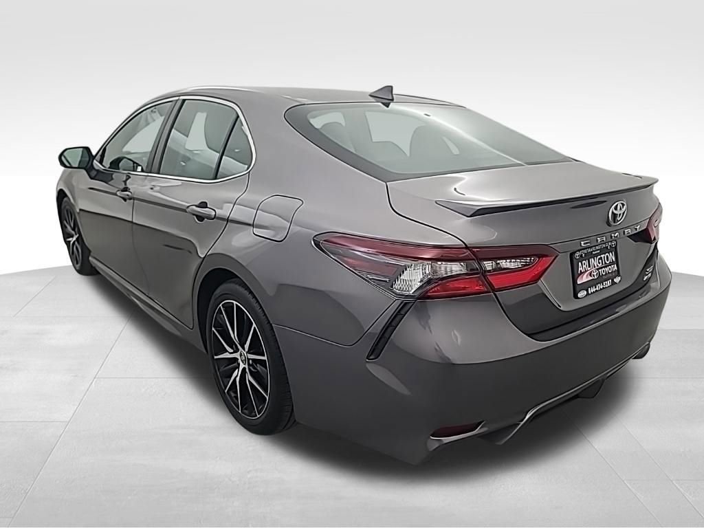 Used 2023 Toyota Camry SE image 6
