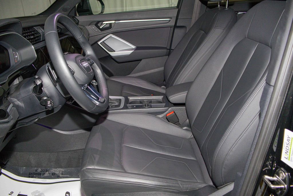 Used 2023 Audi Q3 2.0T Premium Plus w/ Premium Plus Package image 10