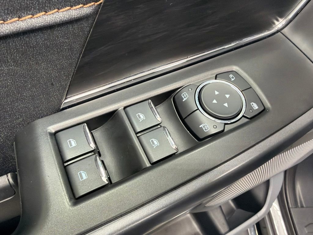Used 2025 Ford F150 Lariat w/ Equipment Group 502A High AWD/4WD image 24