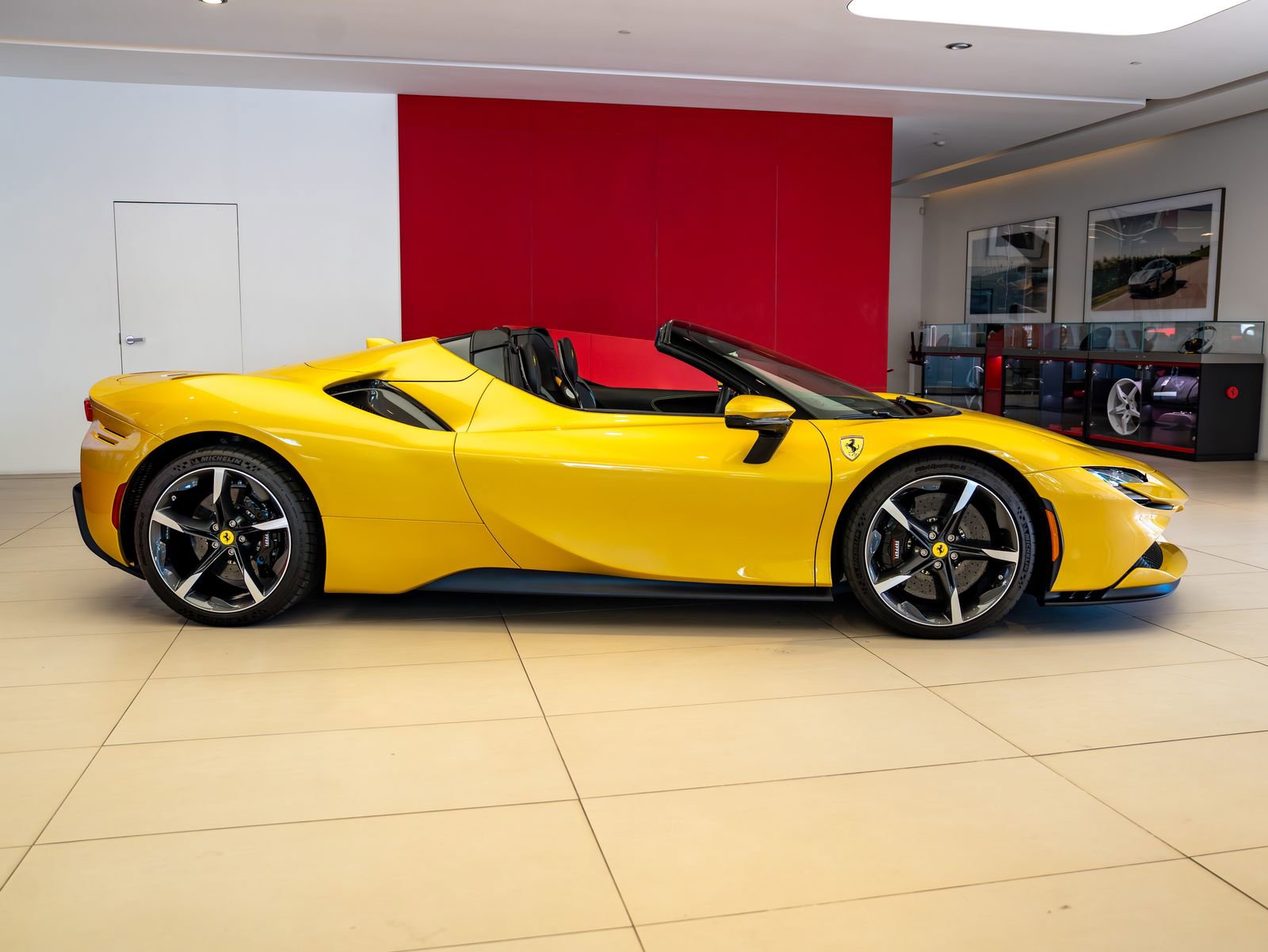Certified 2023 Ferrari SF90 Spider AWD/4WD image 7