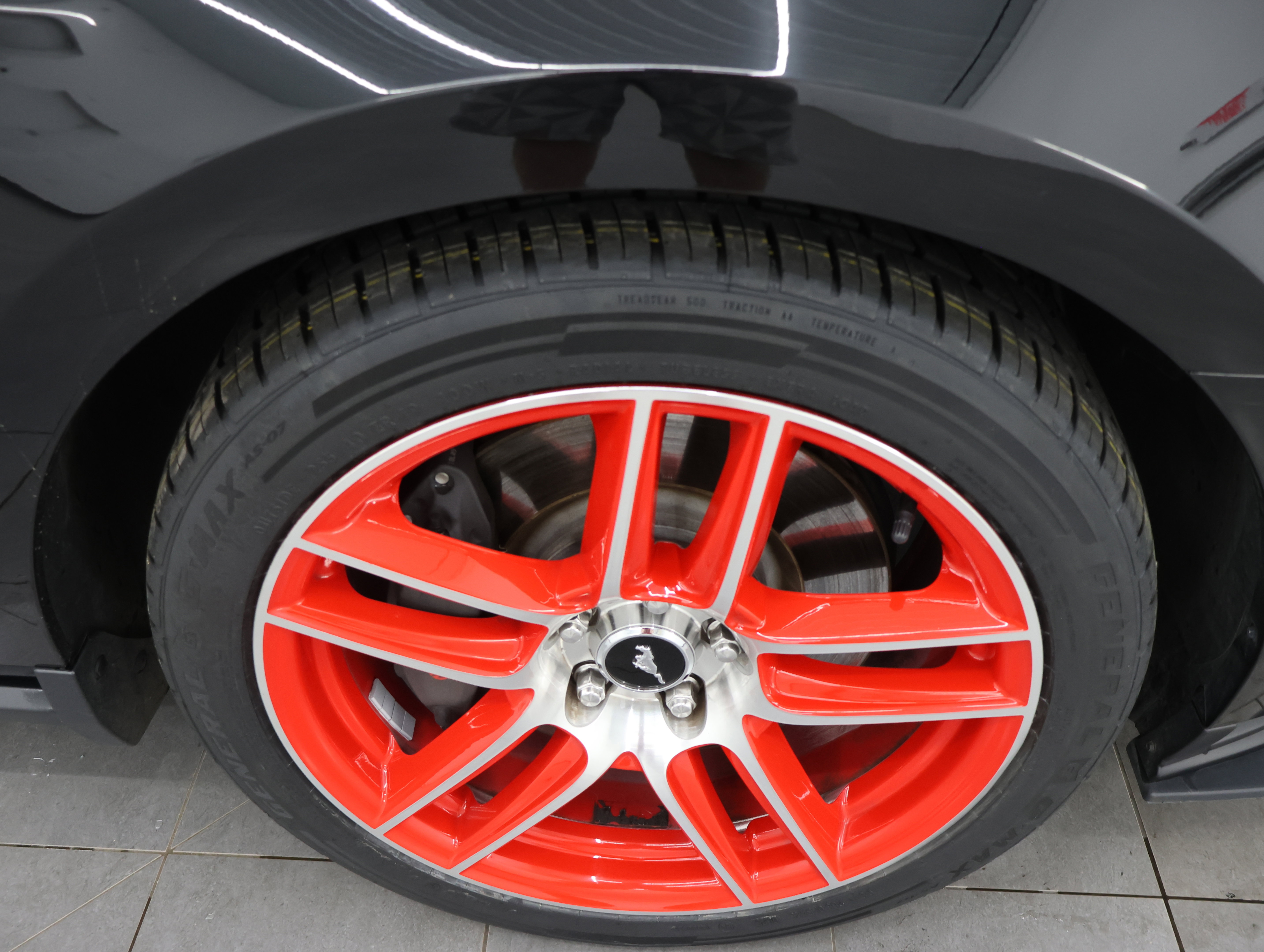 Used 2012 Ford Mustang Boss 302 RWD image 3