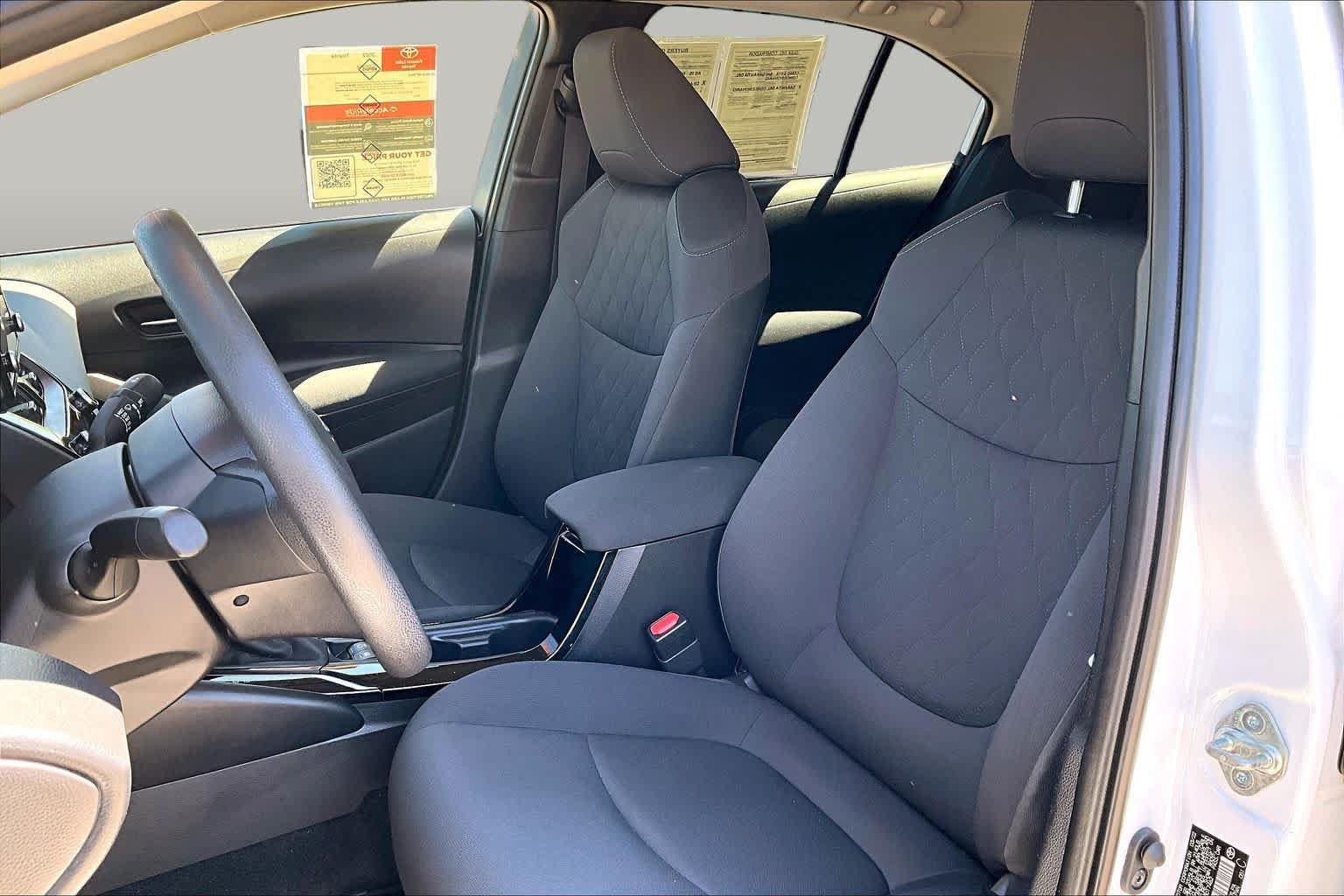 Certified 2022 Toyota Corolla LE w/ LE Convenience Package FWD image 7
