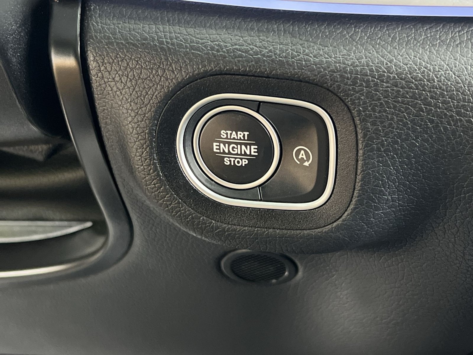 Used 2024 Mercedes-Benz GLE 350 4MATIC image 38