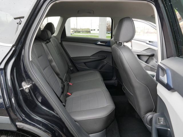 Certified 2024 Volkswagen Taos SE AWD/4WD image 19