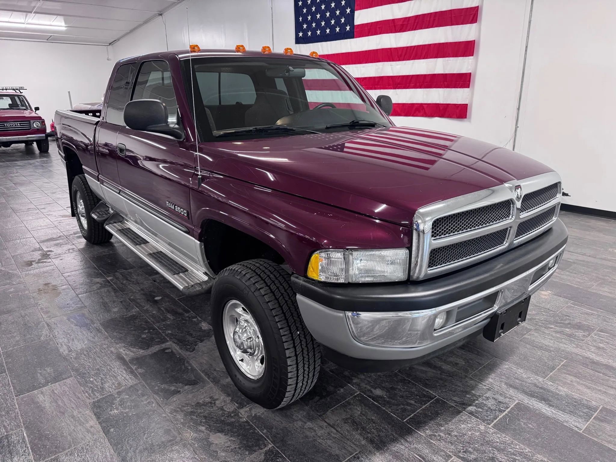 Used 2002 Dodge Ram 2500 Truck 4x4 Quad Cab image 2