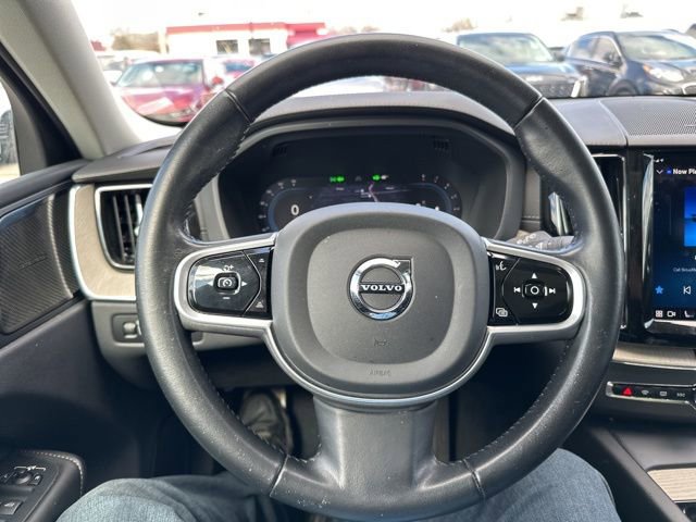 Used 2022 Volvo XC60 B5 Inscription FWD image 40