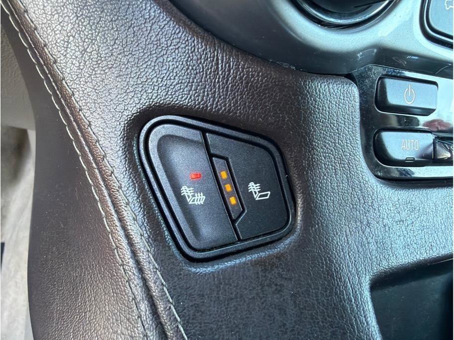 Used 2015 Chevrolet Tahoe LT image 22