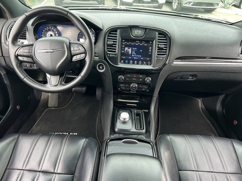 Used 2017 Chrysler 300 S w/ 300S Premium Group image 16