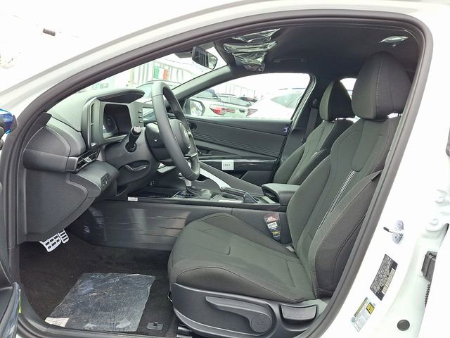 New 2026 Hyundai Elantra Sport image 5