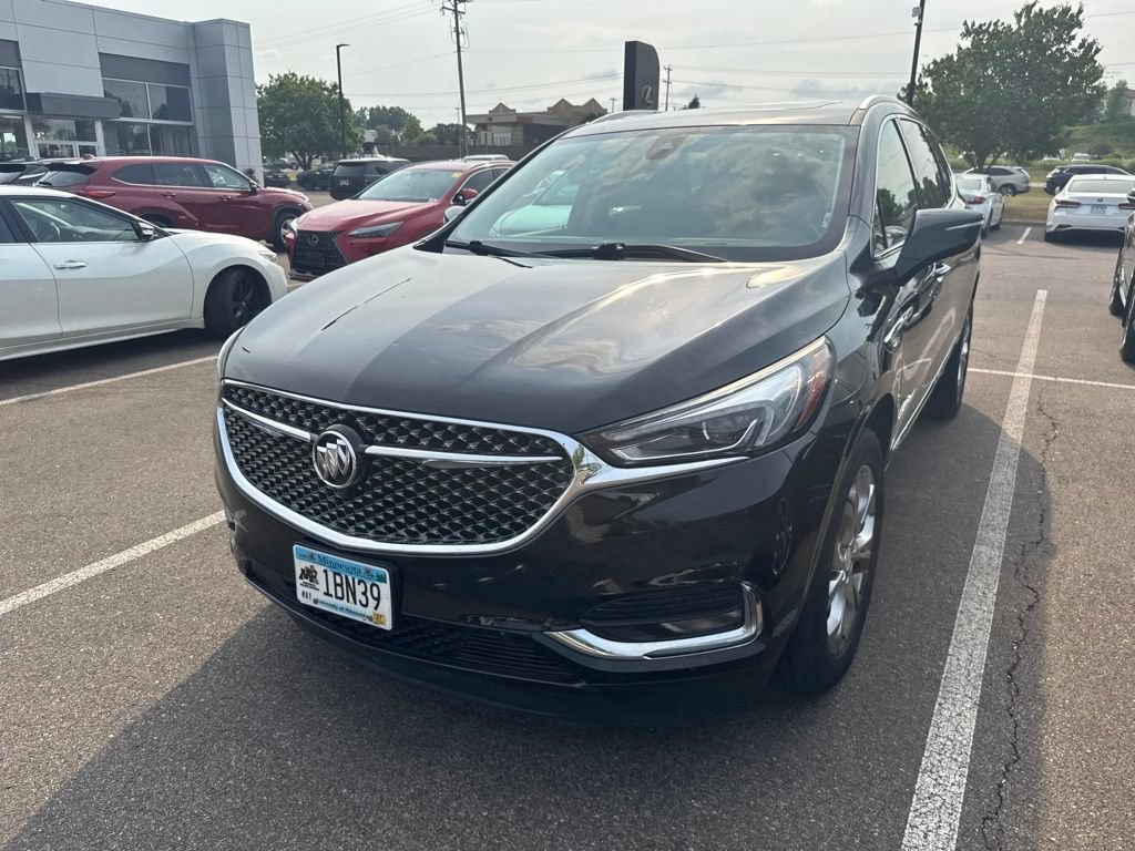 Used 2018 Buick Enclave Avenir w/ Avenir Technology Package AWD/4WD image 13