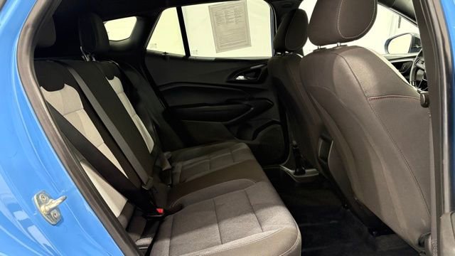 Used 2024 Chevrolet Trax RS w/ Sunroof Package FWD image 26