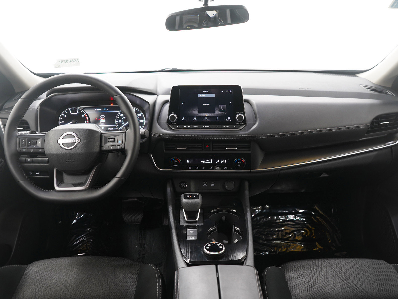 Used 2025 Nissan Rogue SV image 16