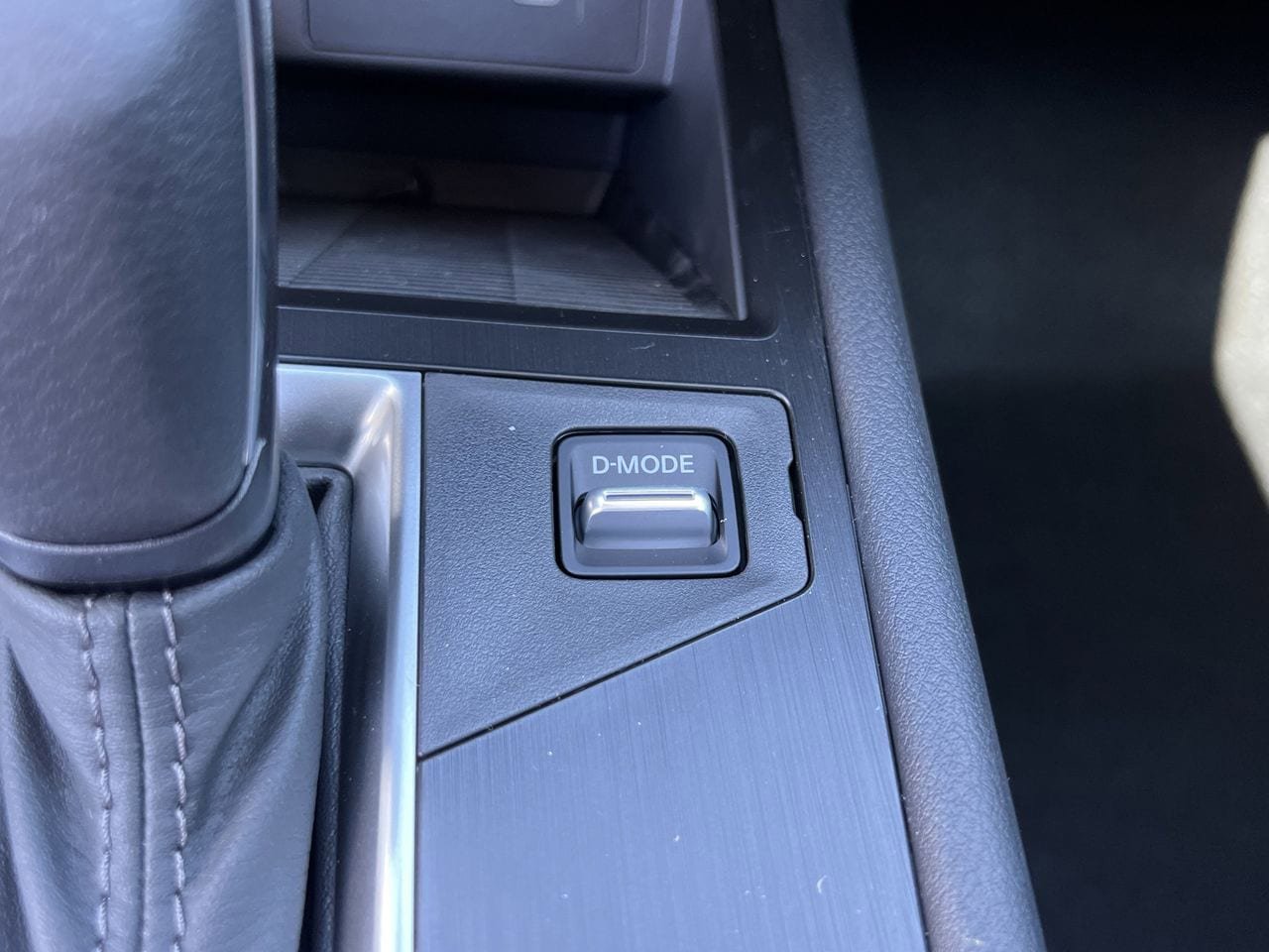 New 2026 Nissan Kicks S FWD image 11