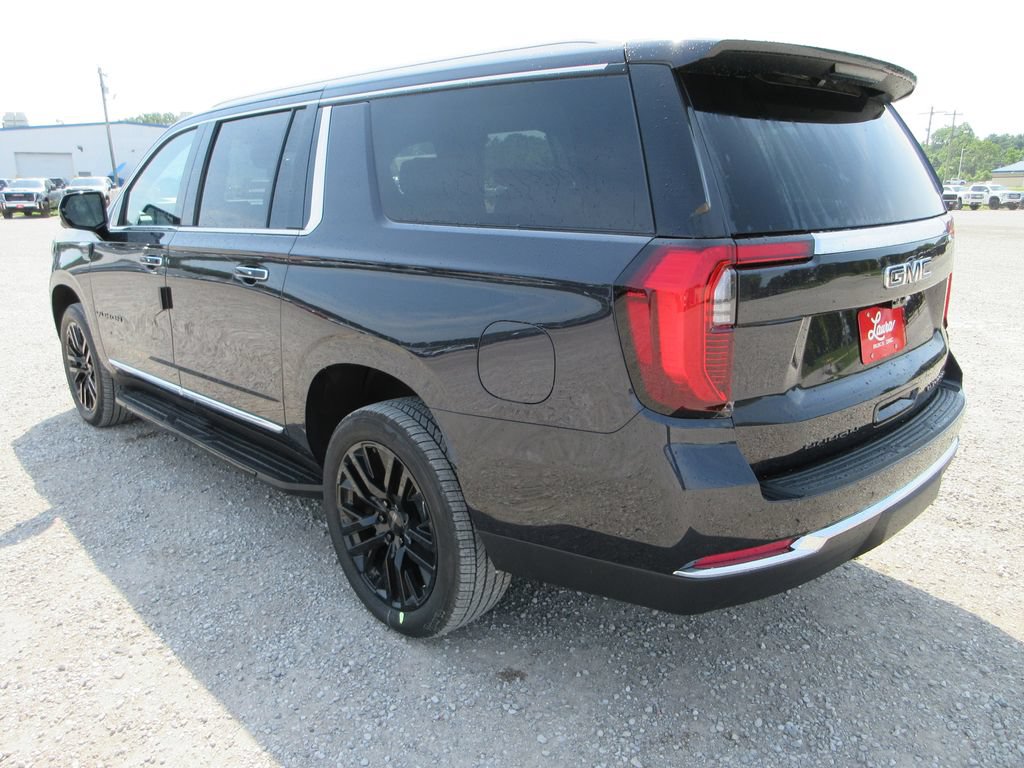 New 2026 GMC Yukon XL Elevation w/ Elevation Premium Package AWD/4WD image 6
