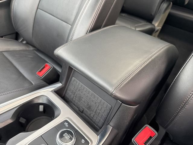 Used 2023 Ford Explorer Platinum w/ Technology Package AWD/4WD image 33