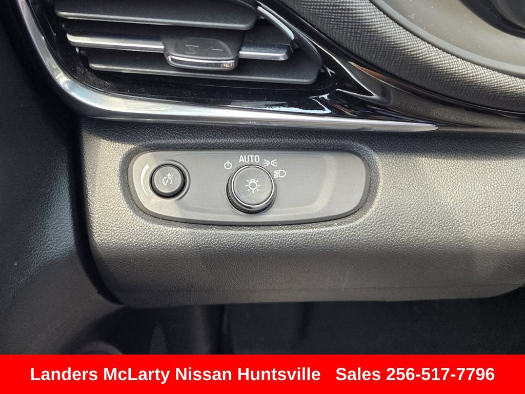 Used 2024 Buick Envista Avenir FWD image 27