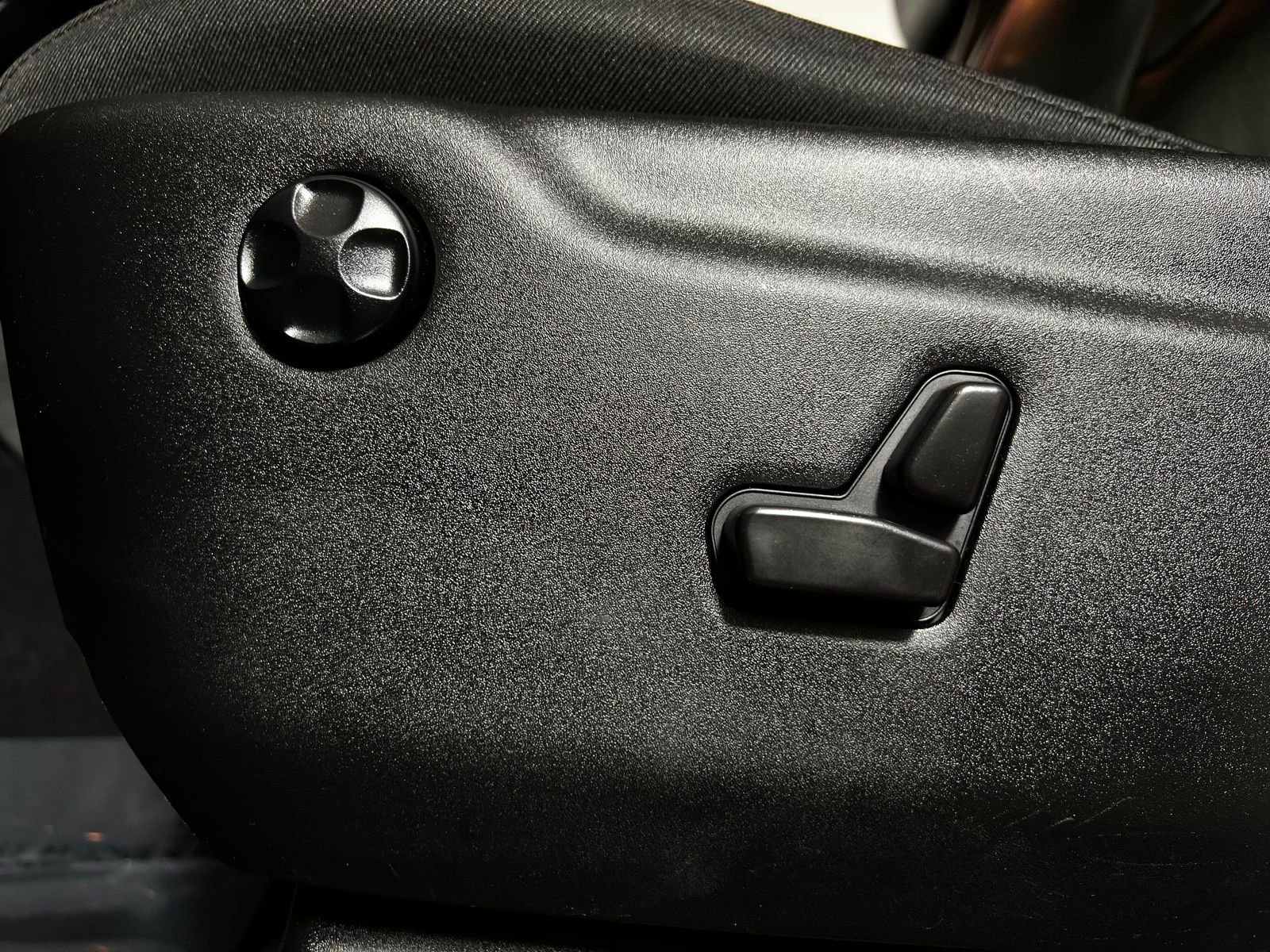 Used 2024 Dodge Durango GT image 14