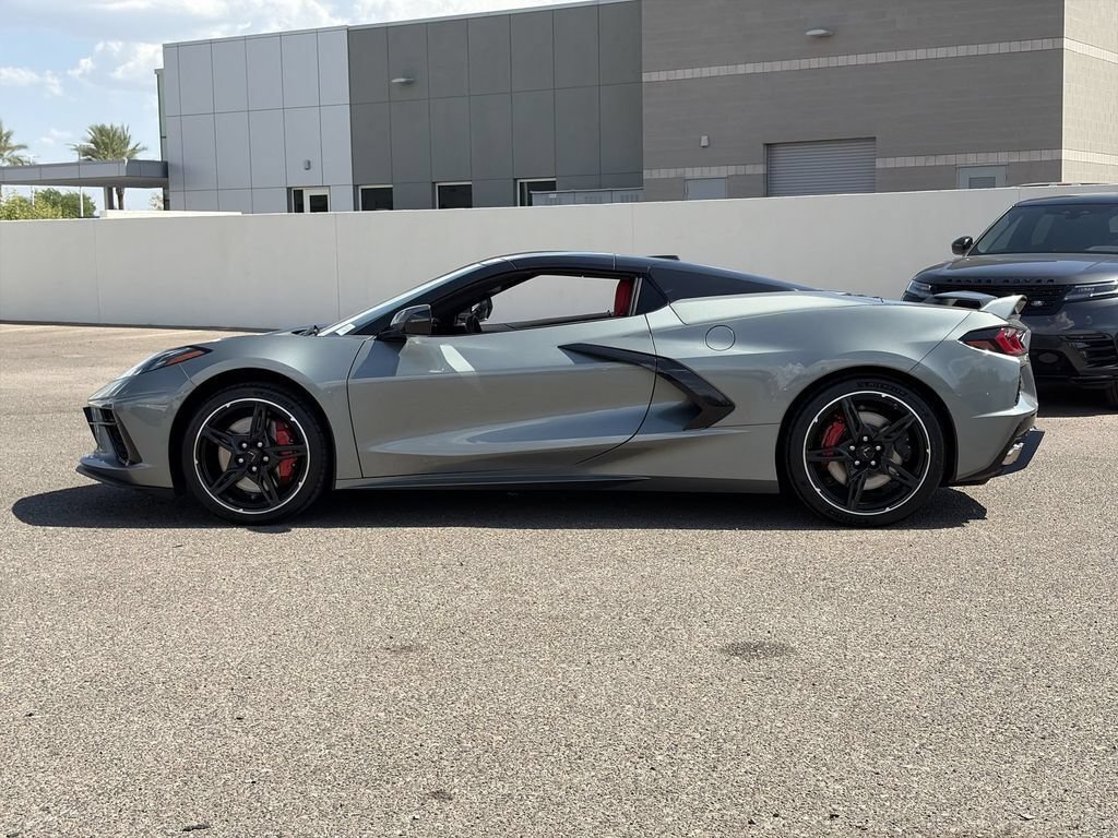 Used 2024 Chevrolet Corvette Stingray Premium Conv w/ Z51 Performance Package RWD image 10