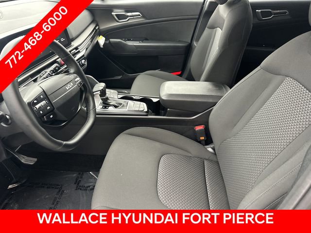 Used 2026 Kia Sportage LX w/ LX Convenience Package image 19