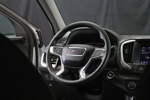 Used 2024 GMC Terrain SLE w/ Elevation Edition image 14