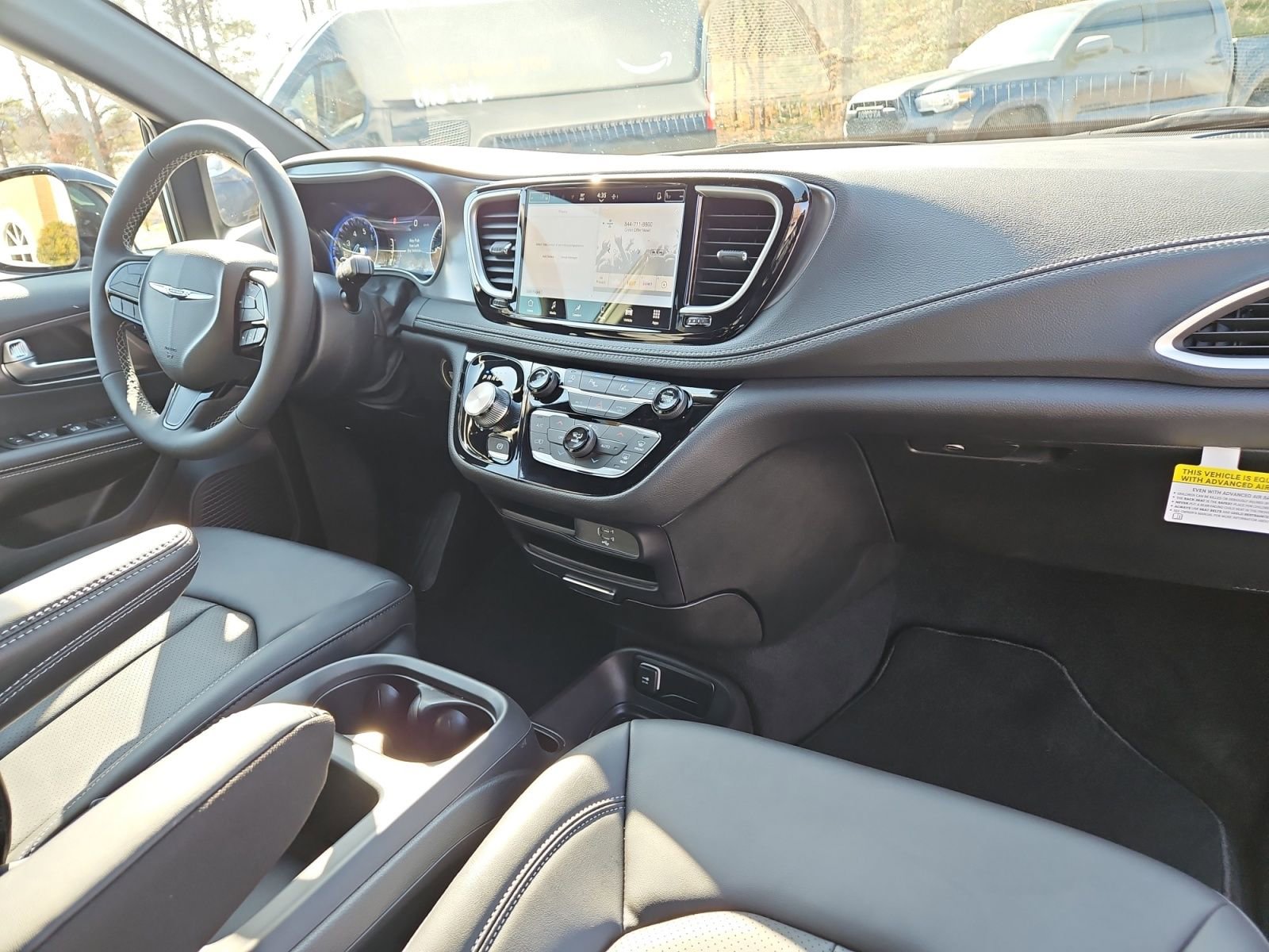 New 2026 Chrysler Pacifica Select w/ S Appearance Package image 16