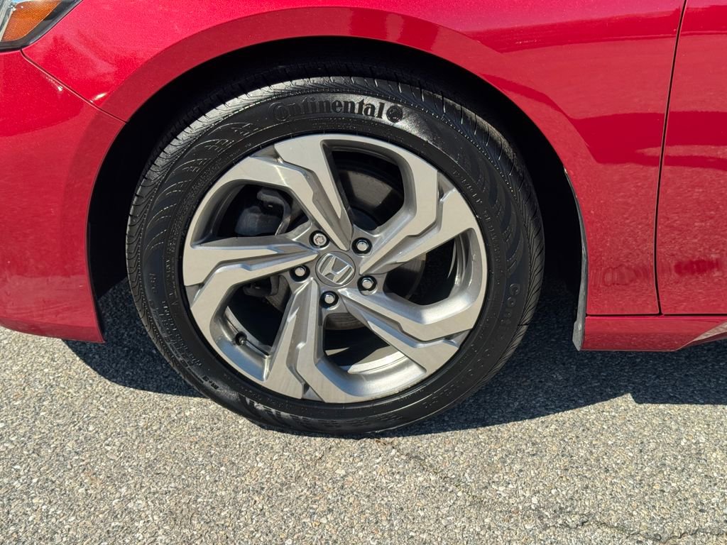 Used 2019 Honda Accord EX image 33