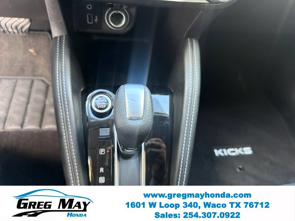 Used 2018 Nissan Kicks SR FWD image 17