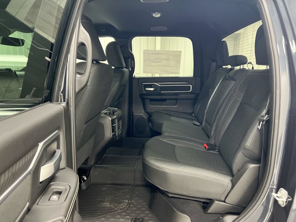 New 2026 RAM 2500 Big Horn AWD/4WD image 18