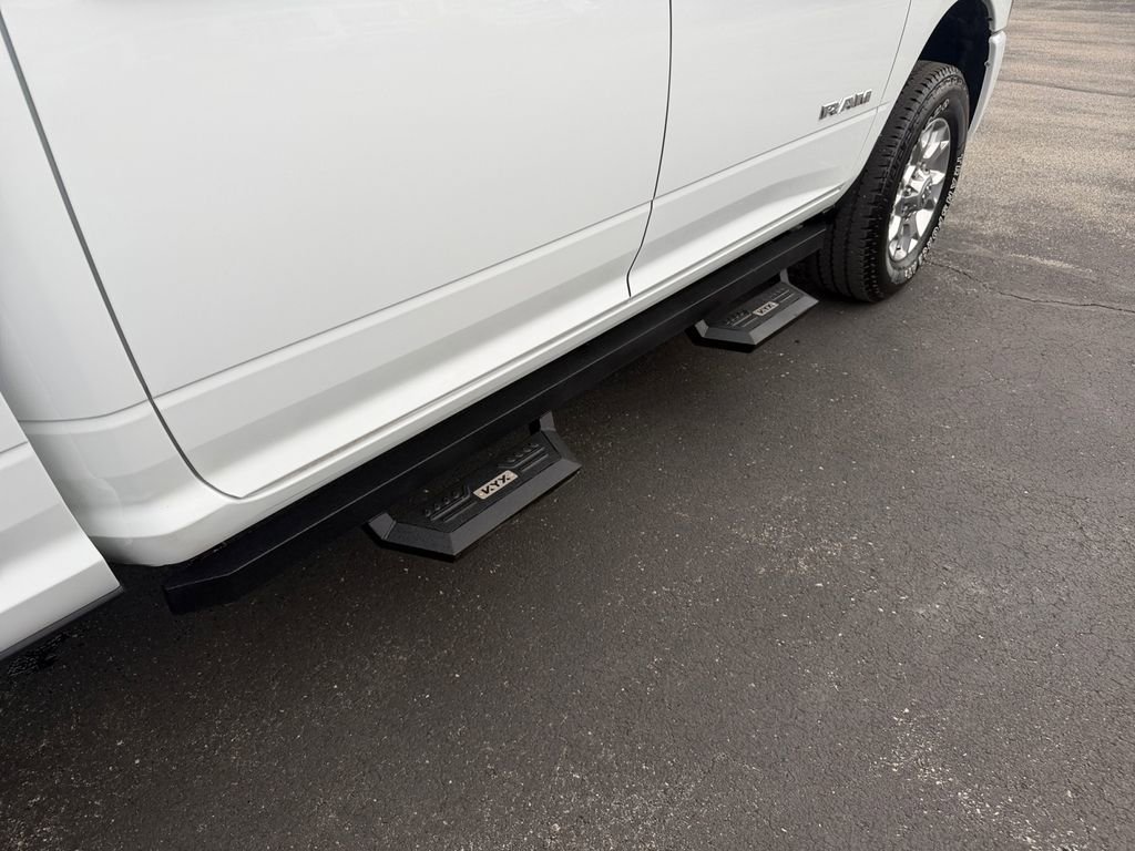 Used 2024 RAM 2500 Laramie image 30