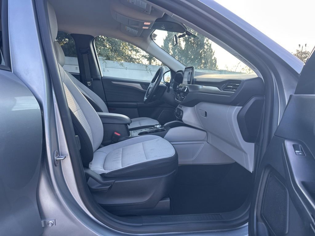 Used 2024 Ford Escape Active image 11