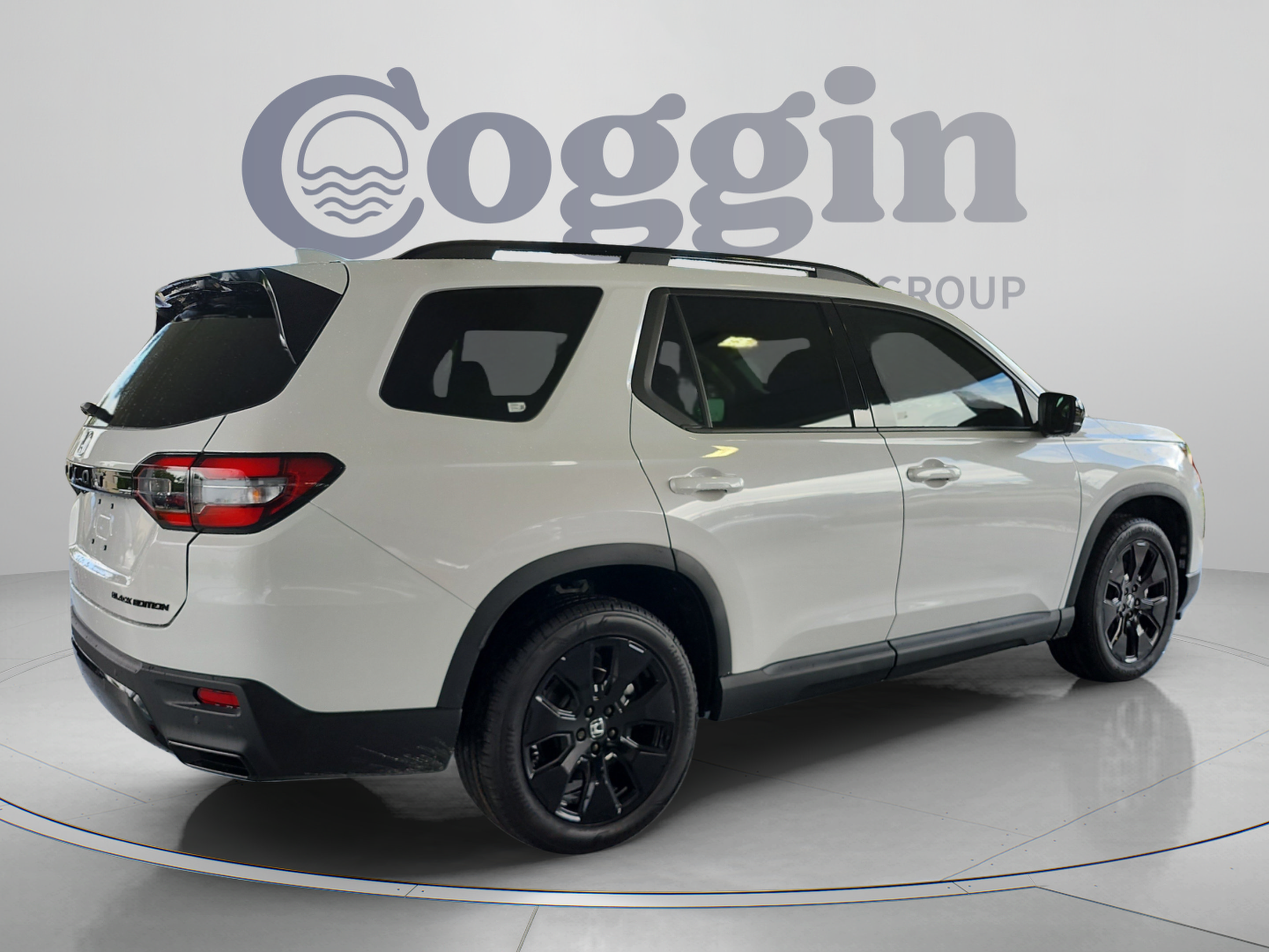 New 2026 Honda Pilot Black Edition image 5