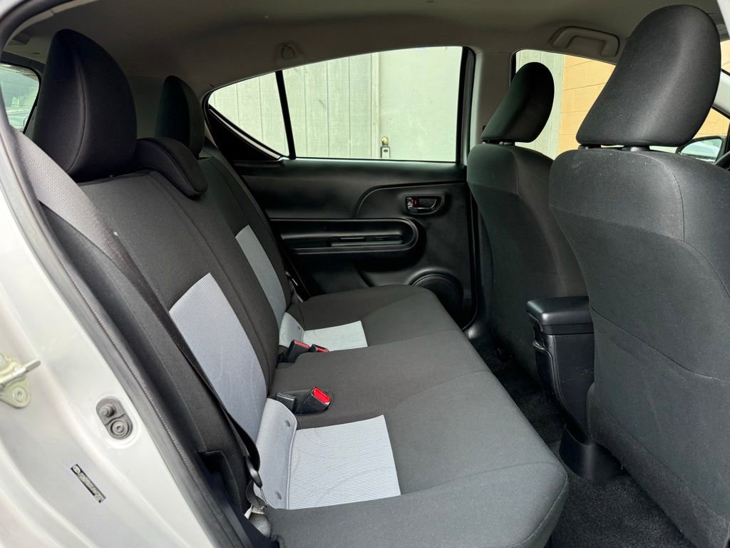 Used 2018 Toyota Prius C Two image 13