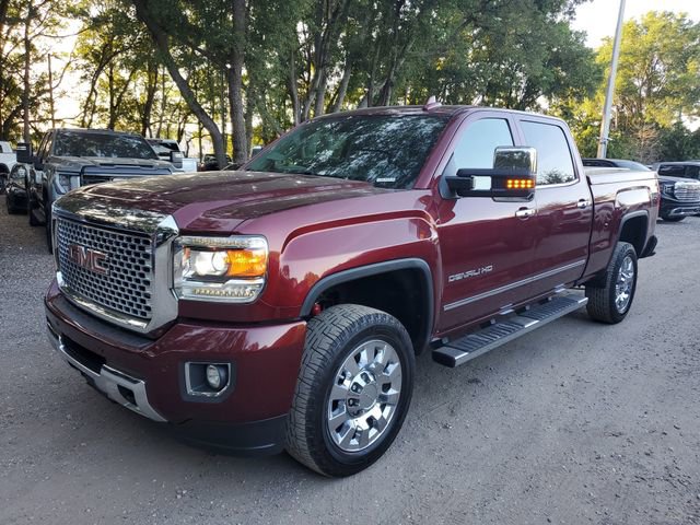Used 2017 GMC Sierra 2500 Denali w/ Suspension Package, Off-Road image 2