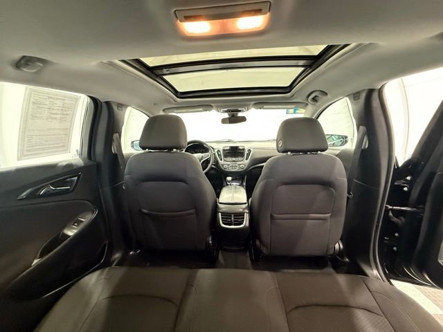 Used 2021 Chevrolet Malibu LT image 27