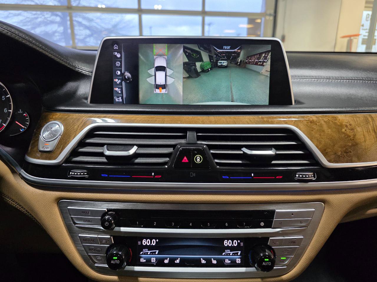 Used 2017 BMW 740i xDrive image 32