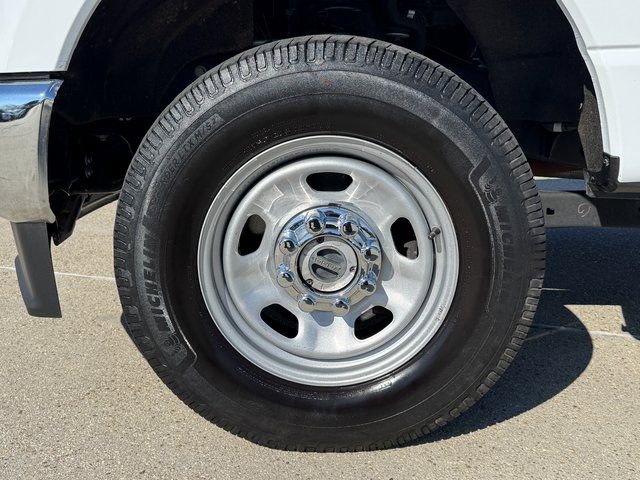 Used 2024 Ford F350 XL w/ Snow Plow/Camper Package image 10